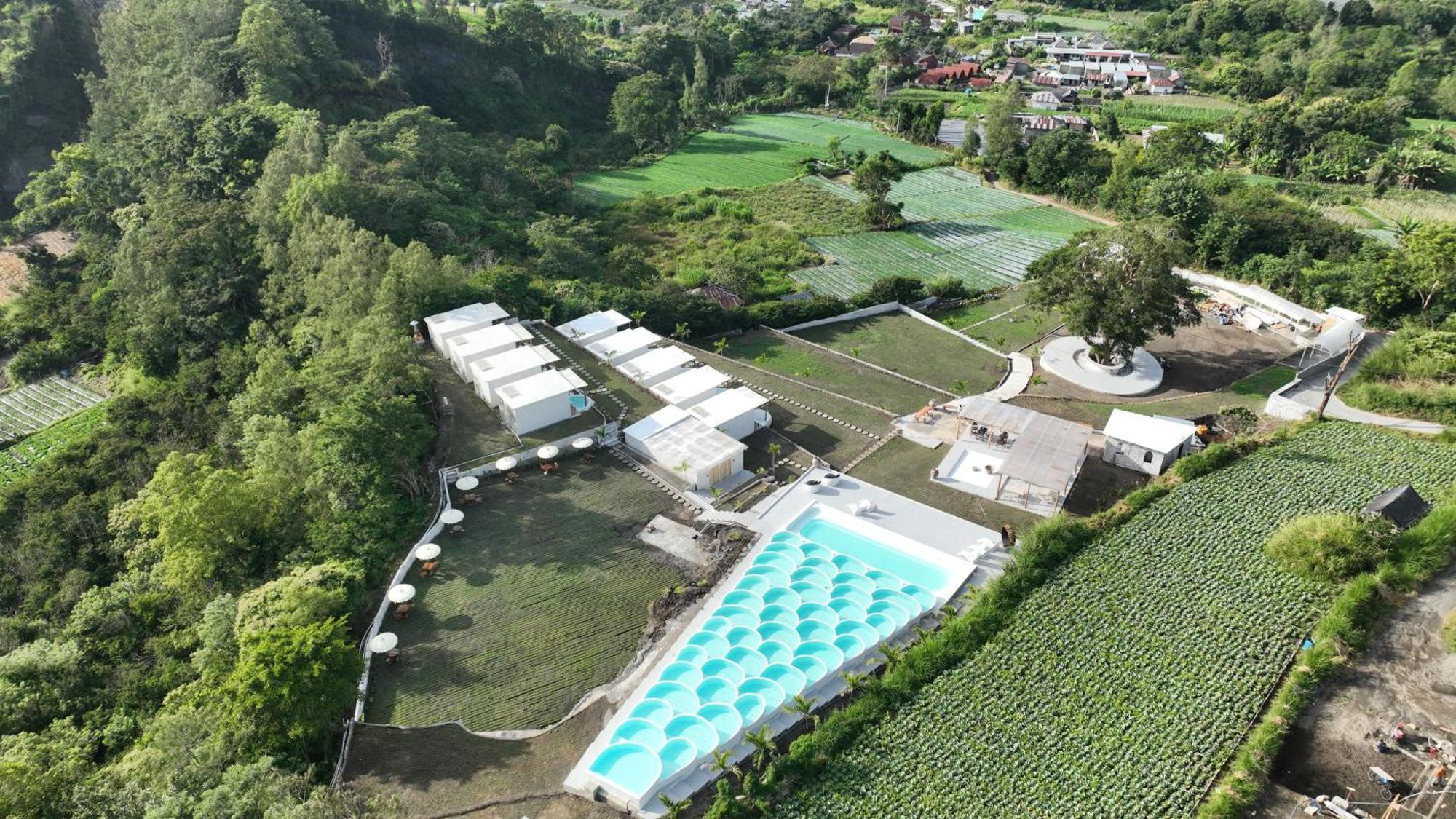 Cinze Villas And Hot Spring Kubupenlokan ภายนอก รูปภาพ
